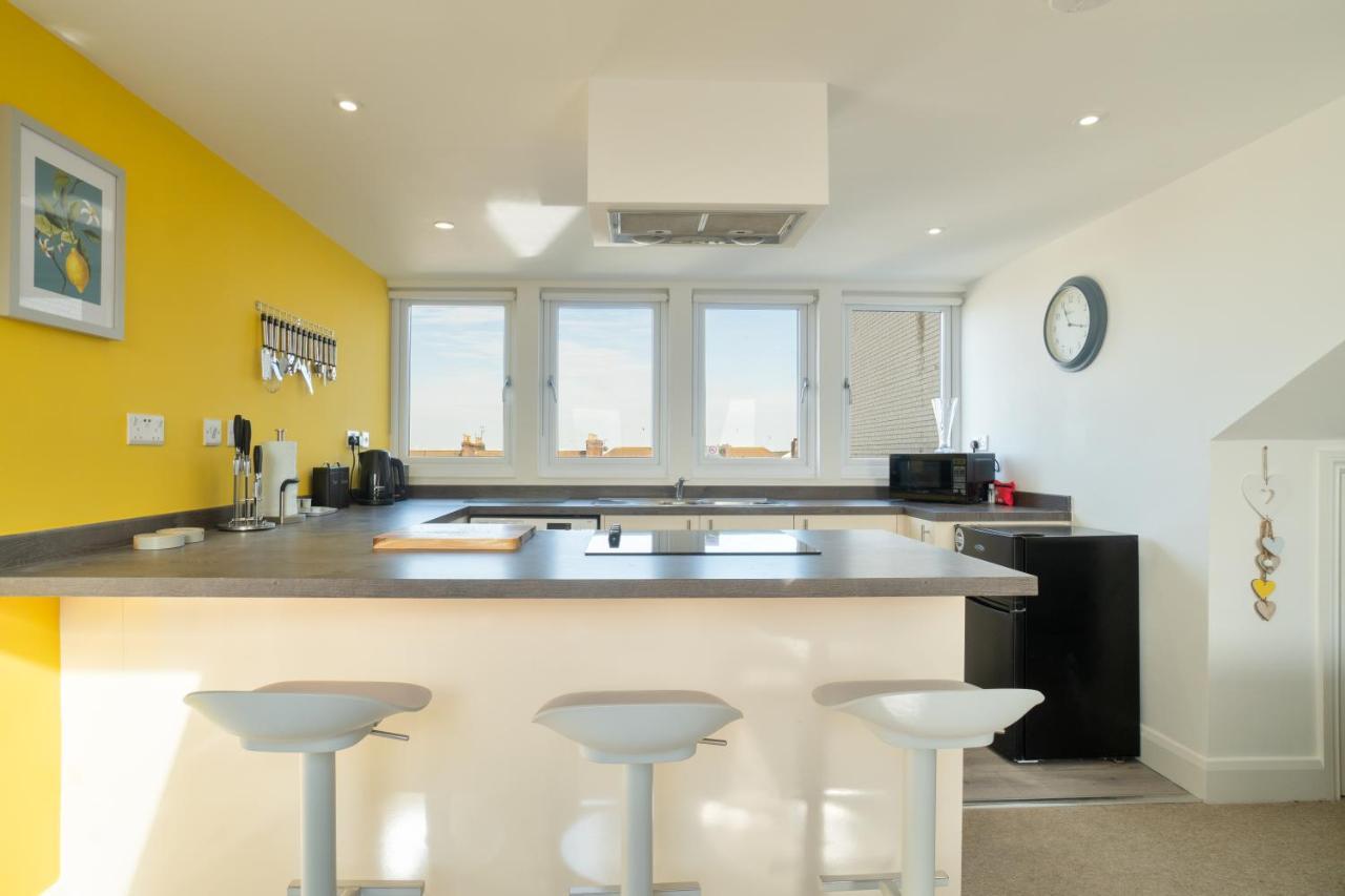 Apartment Stylish By The Sea *